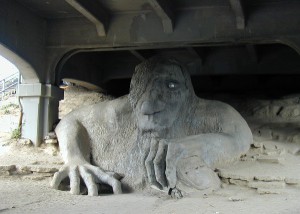 Fremont Troll Belly Dance, Trolloween